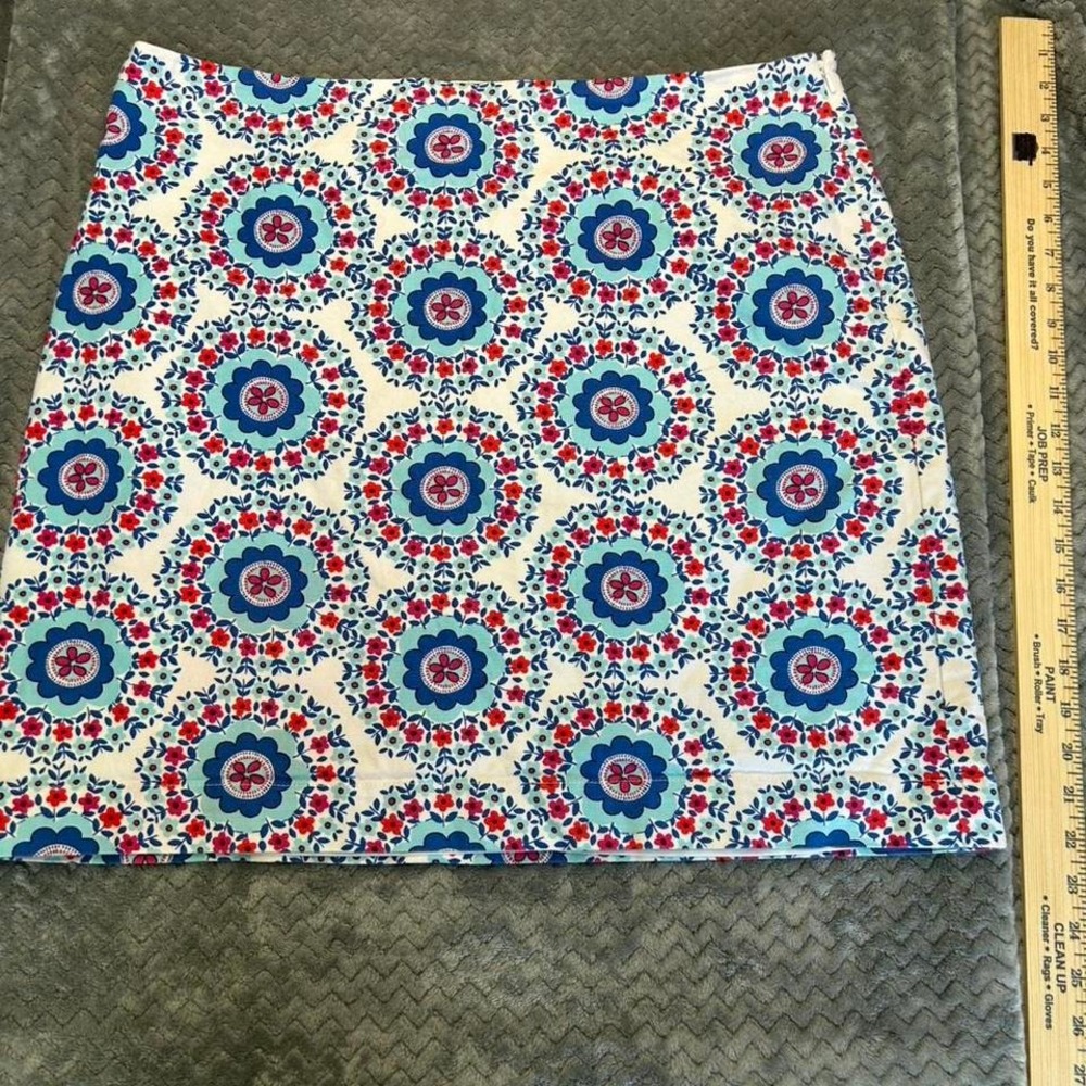 Talbots Petites Floral Medallion A-Line Skirt Blue Pink White 16P CA23147